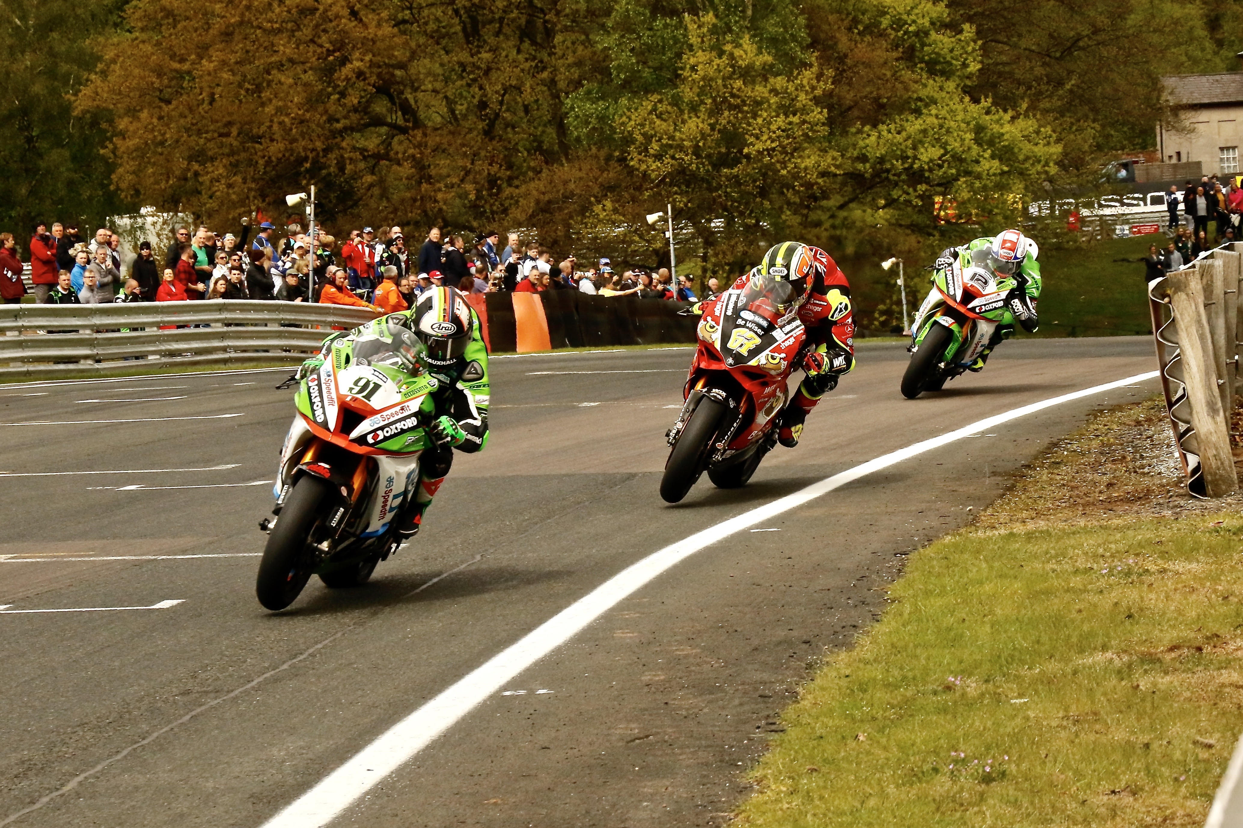 Bsb Thruxton Fastfacts Thepitcrewonline