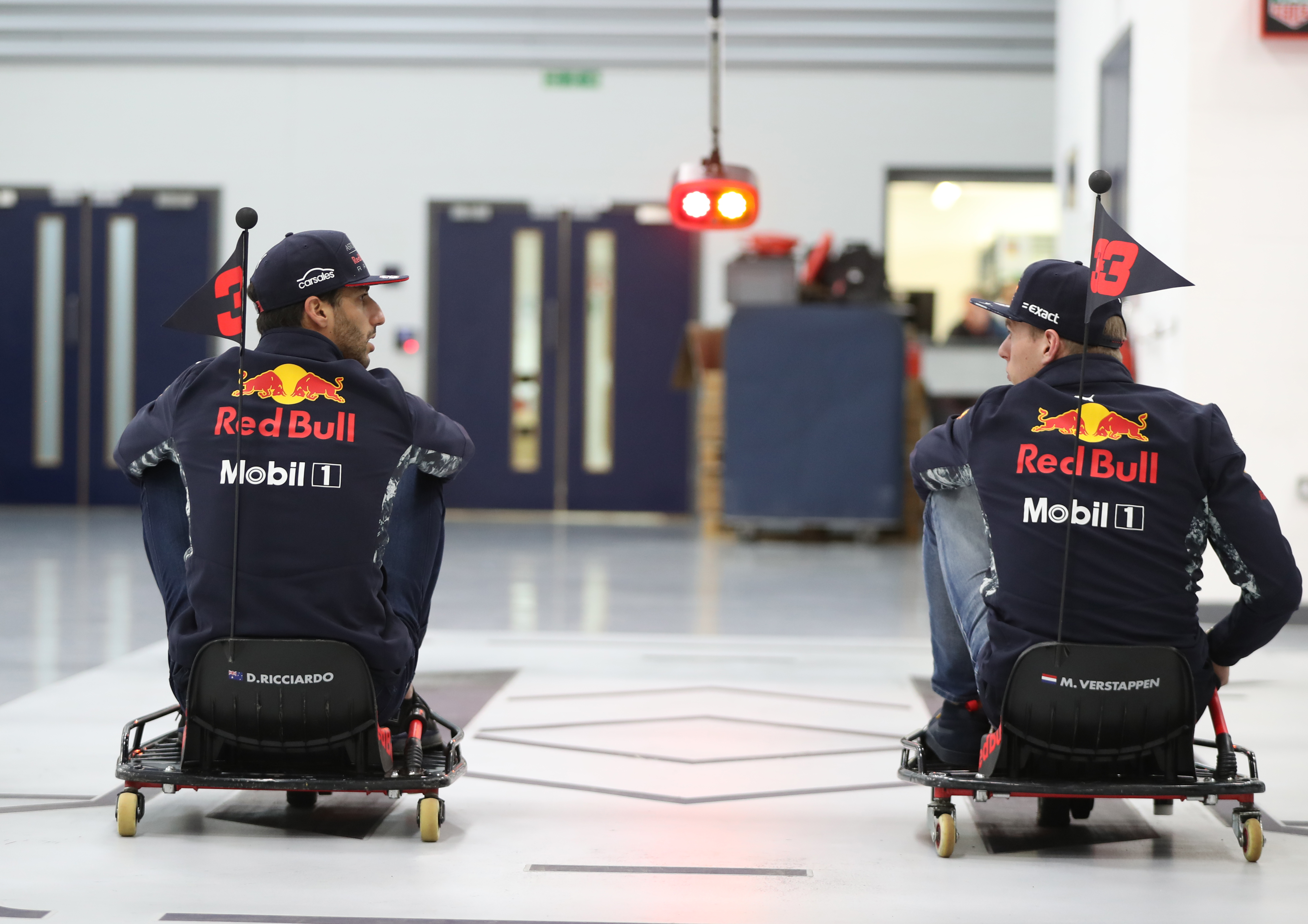 Down Under – Red Bull’s Daniel Ricciardo & Max Verstappen Preview The 2018 F1 Australian GP | Mobil 1 The Grid