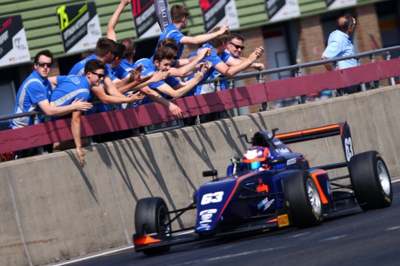 British F3 – Kjaergaard: Win is the goal despite a damaged hand