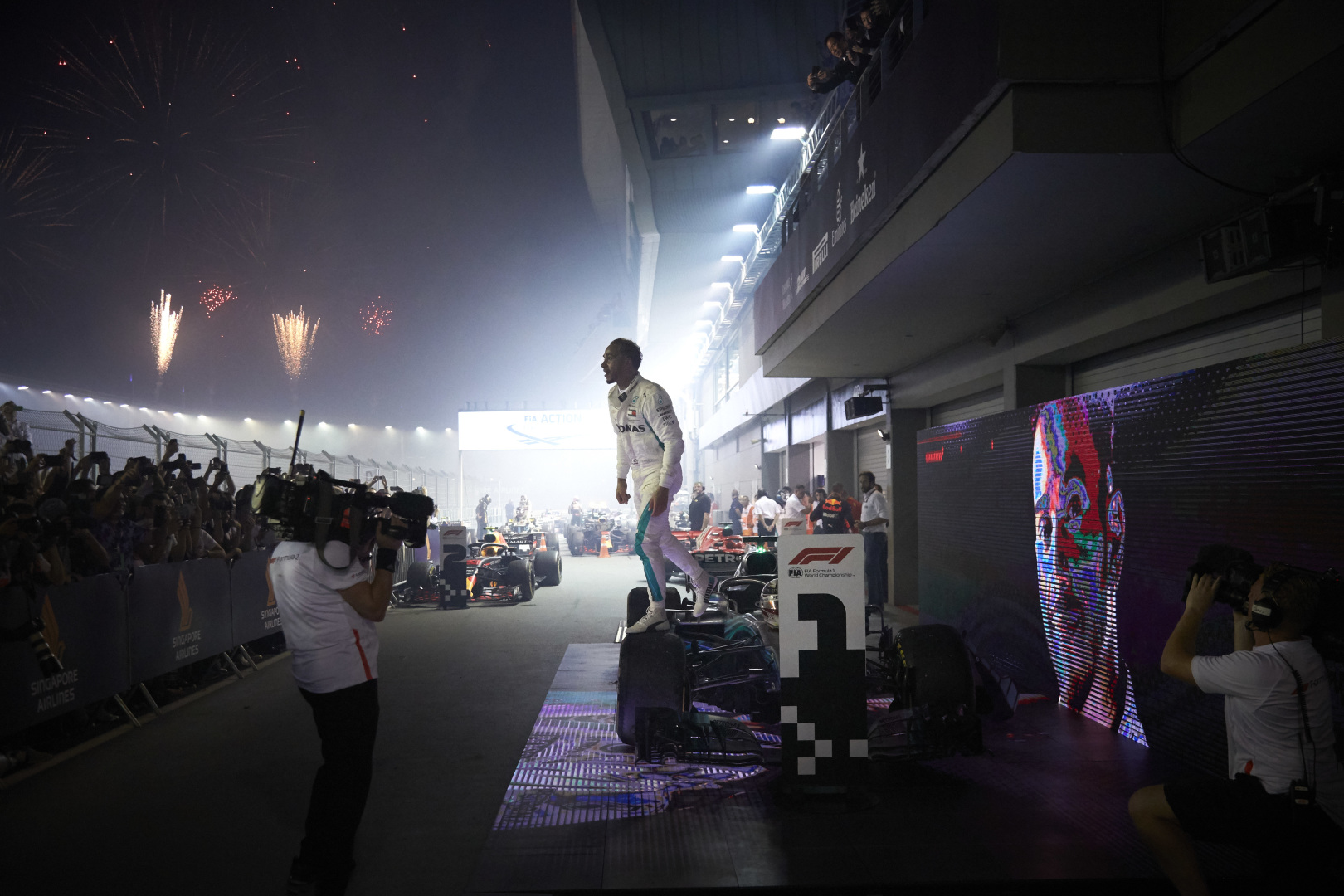 Singapore Grand Prix: Lewis Hamilton “mindful not to take any risks”