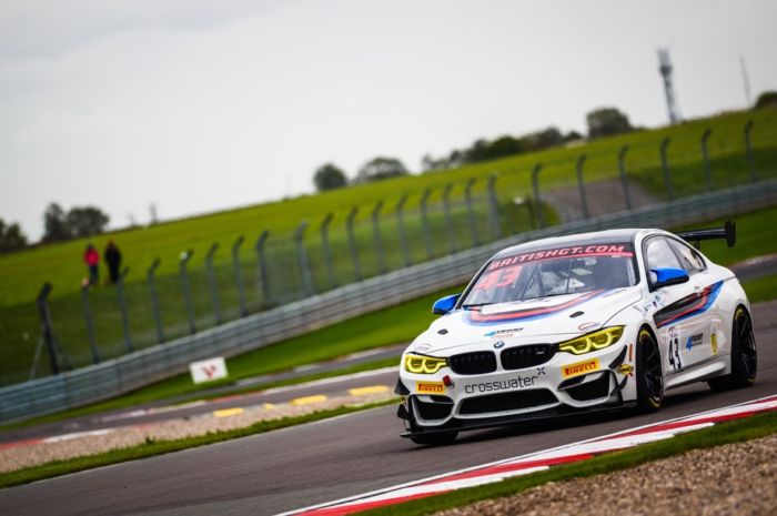 British GT – Mitchell hangs on to GT4 championship