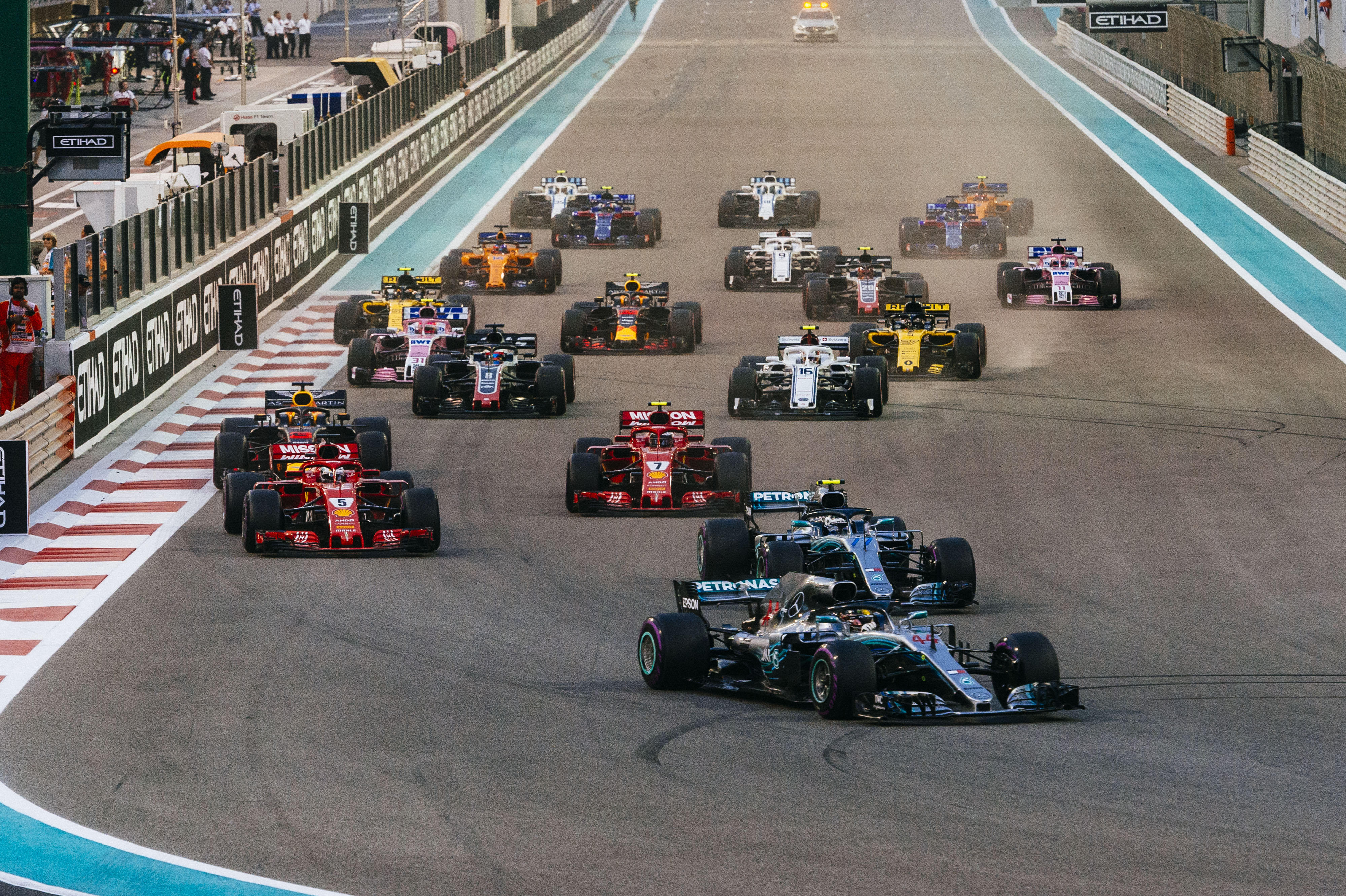 The Chequered Flag Falls On The 2018 Season With Dramatic Finale in Abu Dhabi