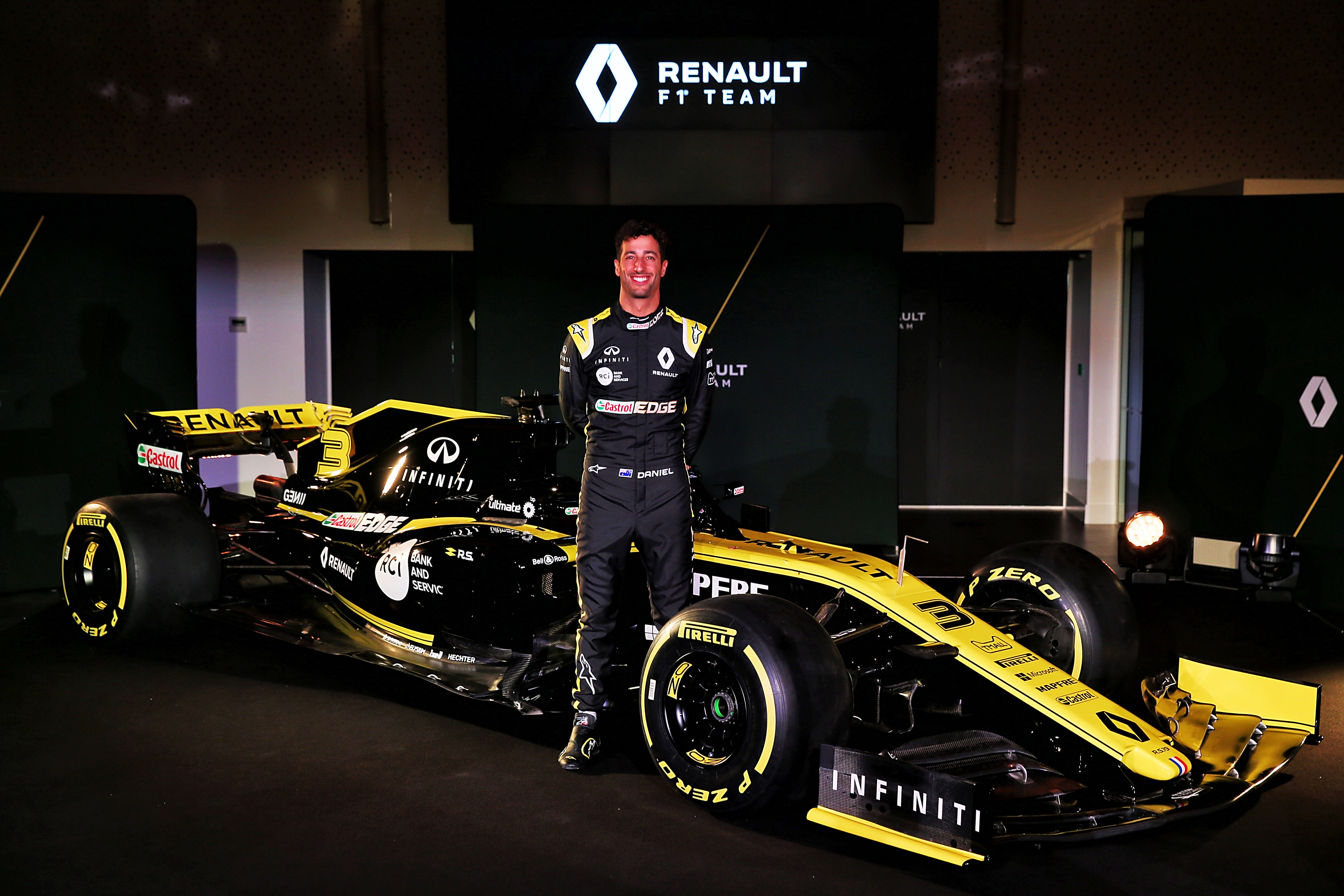 Ricciardo a “more mature person” after 2018 difficulties