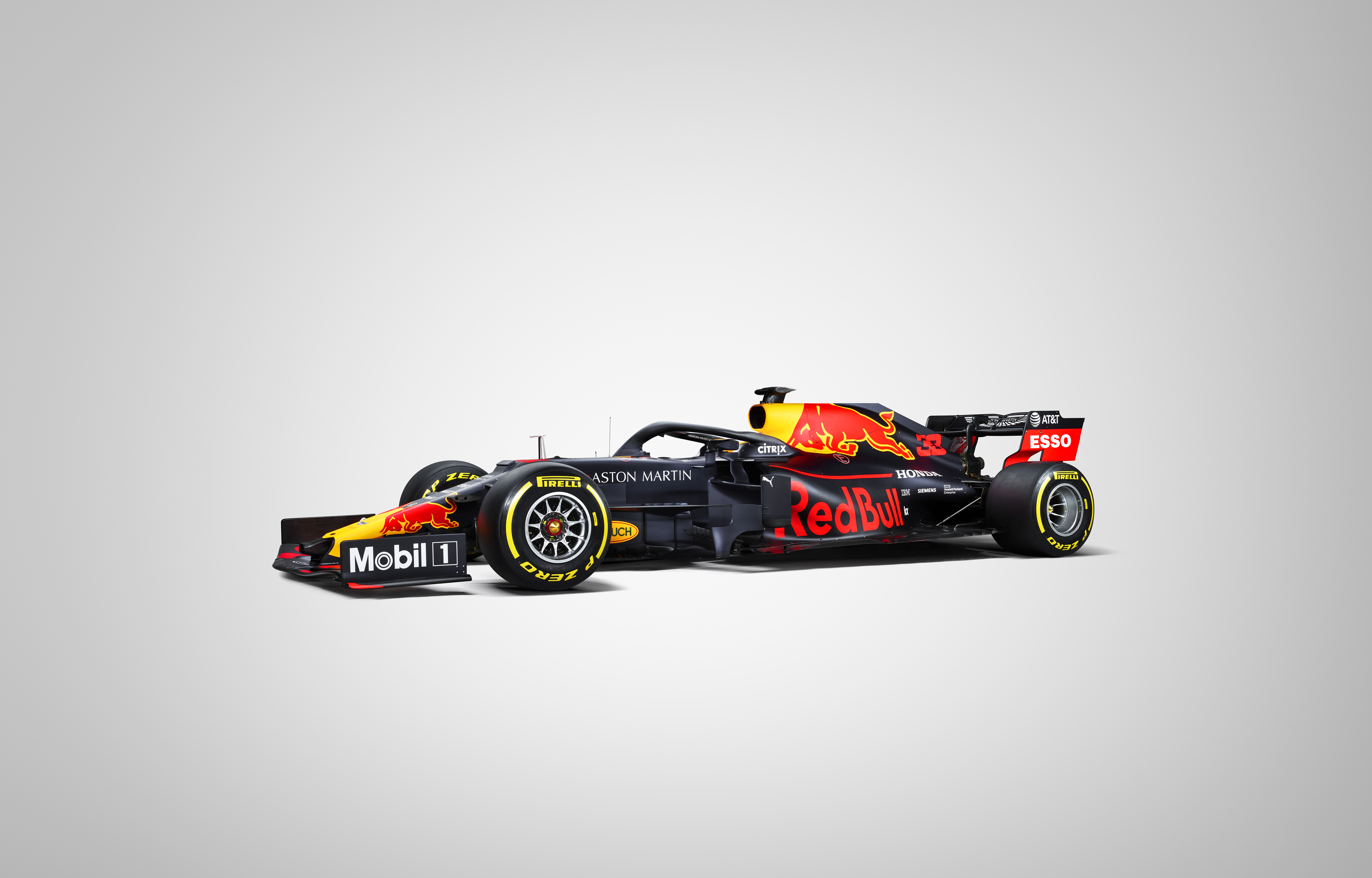 RB15 racing livery revealed ahead of first test