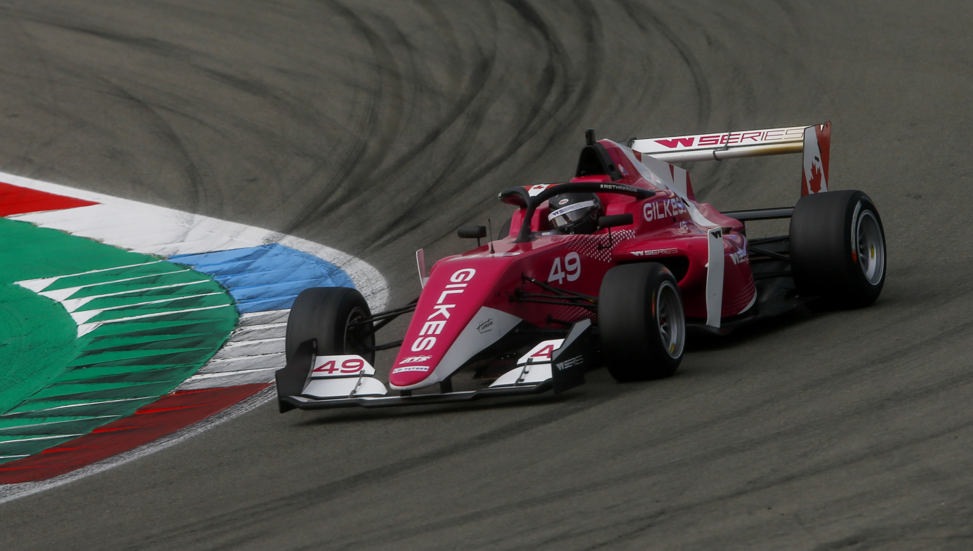 W Series: Gilkes wins by 0.03 seconds in reverse grid thriller at Assen