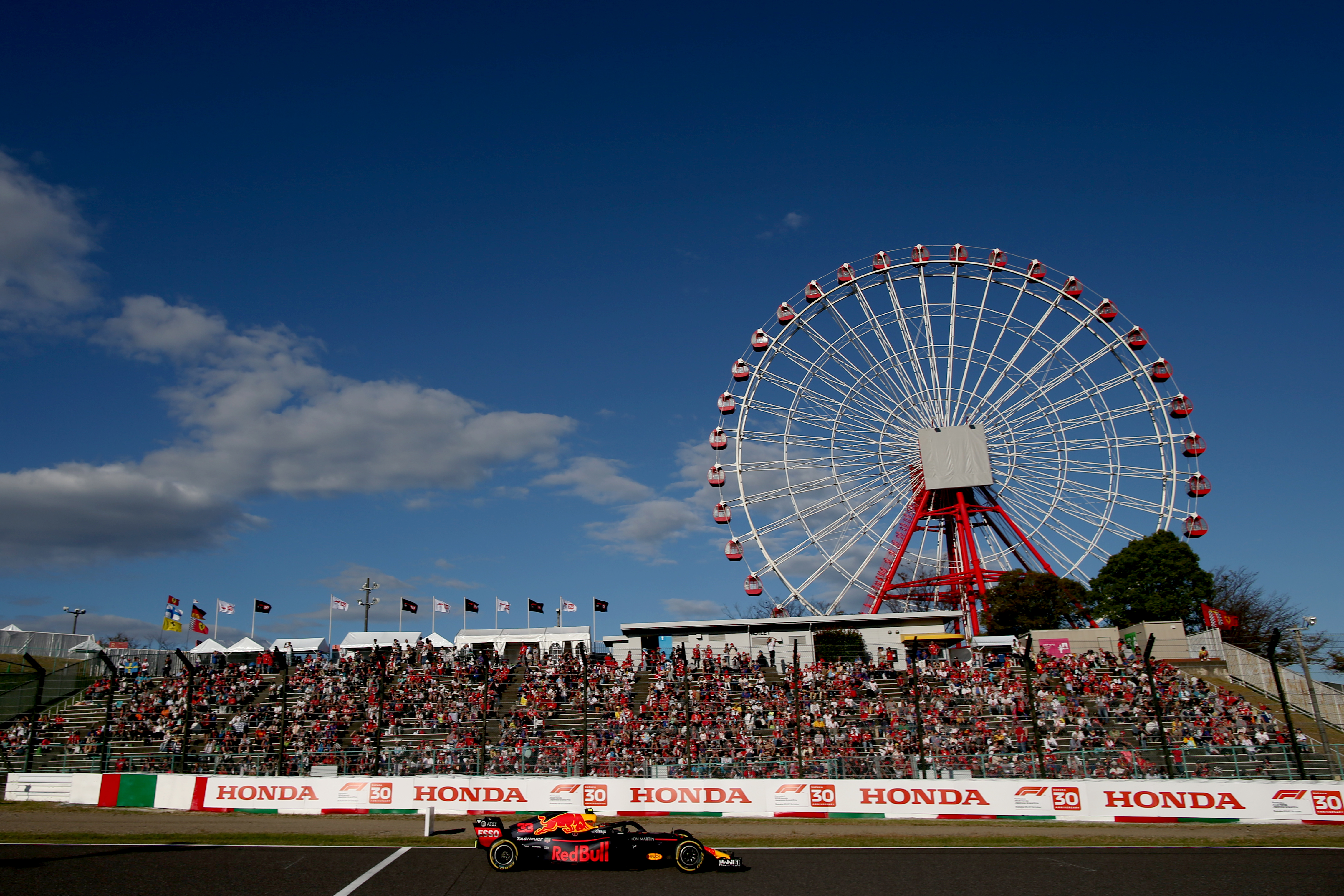 Japanese Grand Prix Preview: As a typhoon looms, is Hamilton storming towards the 2019 title?