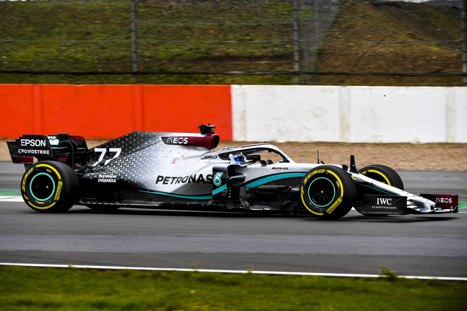 Mercedes unveil 2020 challenger