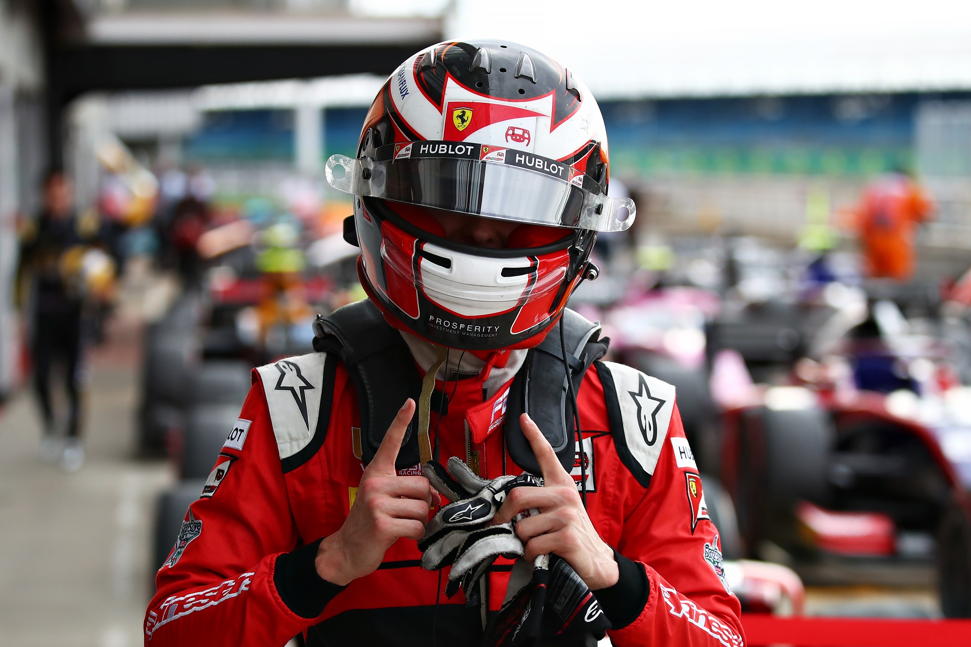F2 Great Britain: Ilott takes title lead with feature race win