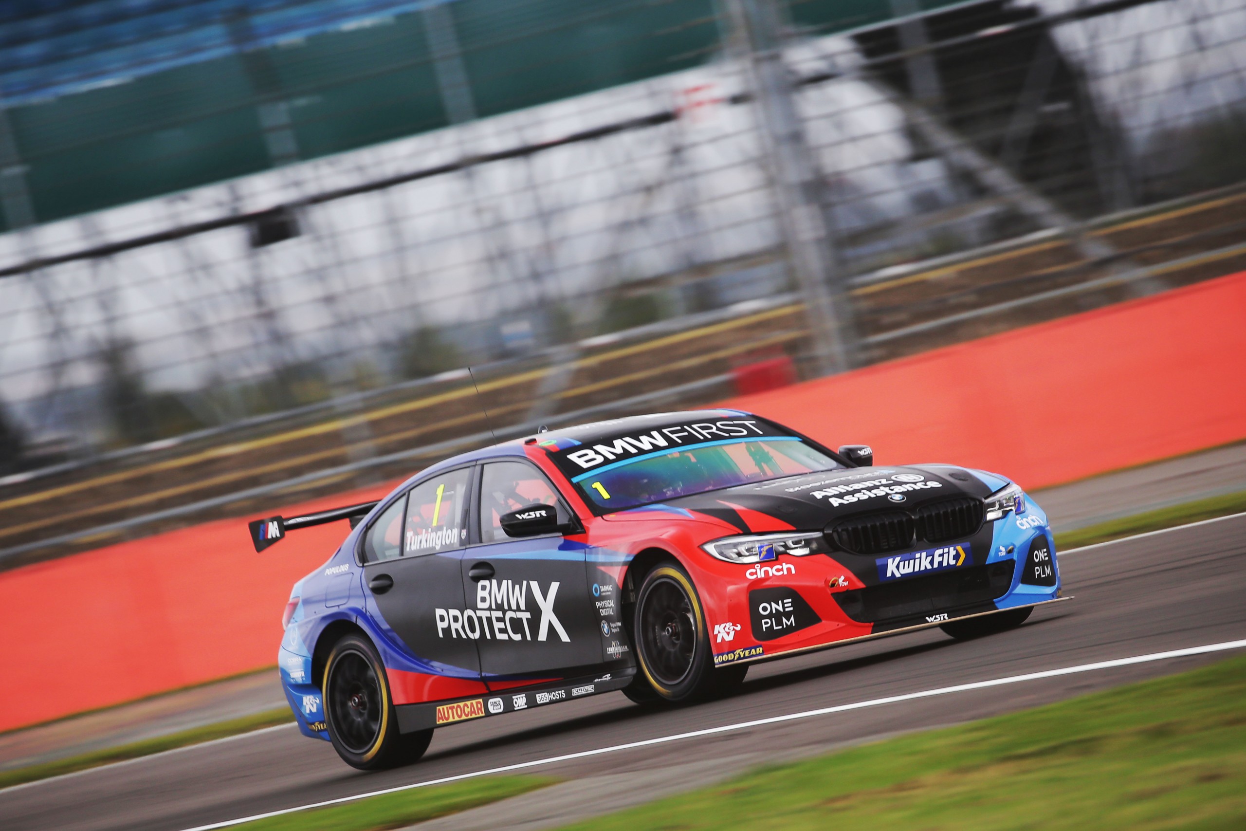 BTCC Silverstone – Turkington profits from Ingram and Sutton punctures to take championship lead