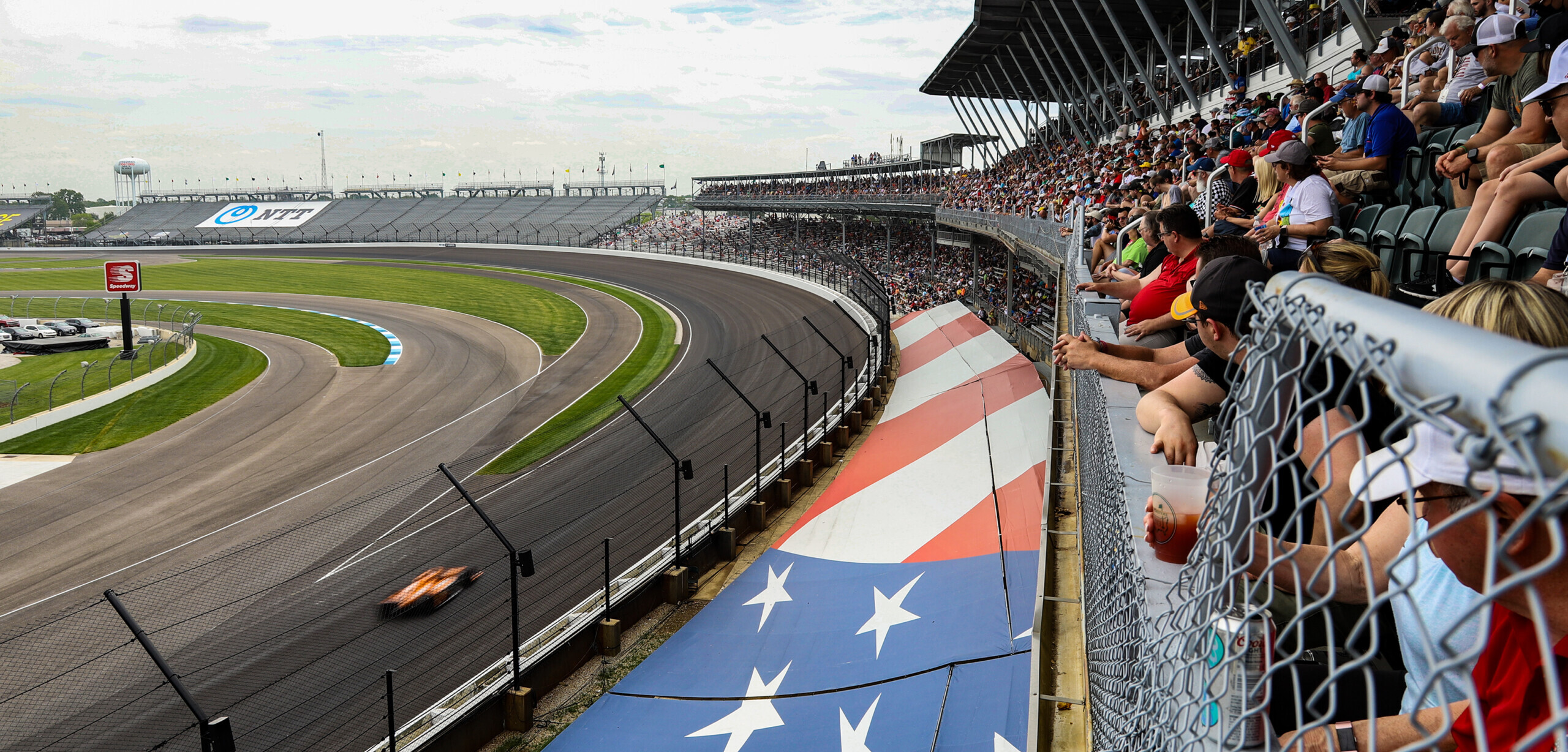 Is the Indianapolis 500 *ACTUALLY* the ‘Greatest Spectacle in Racing’ ?