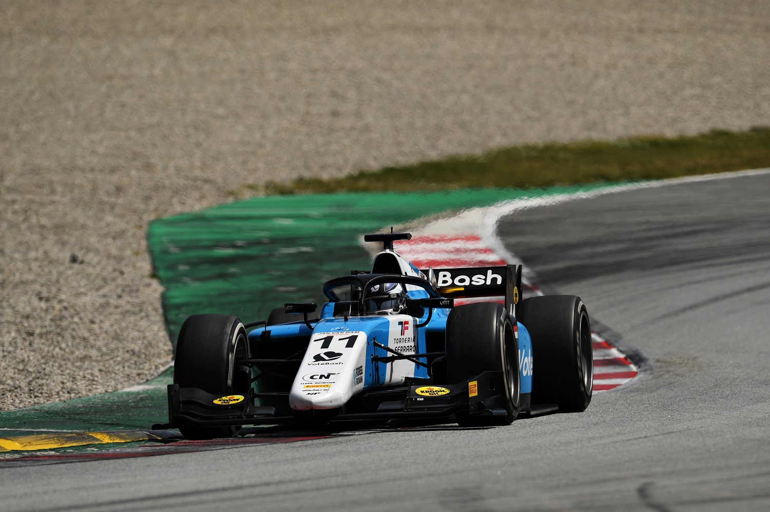 F2 Silverstone: Verschoor controls sprint race for first win