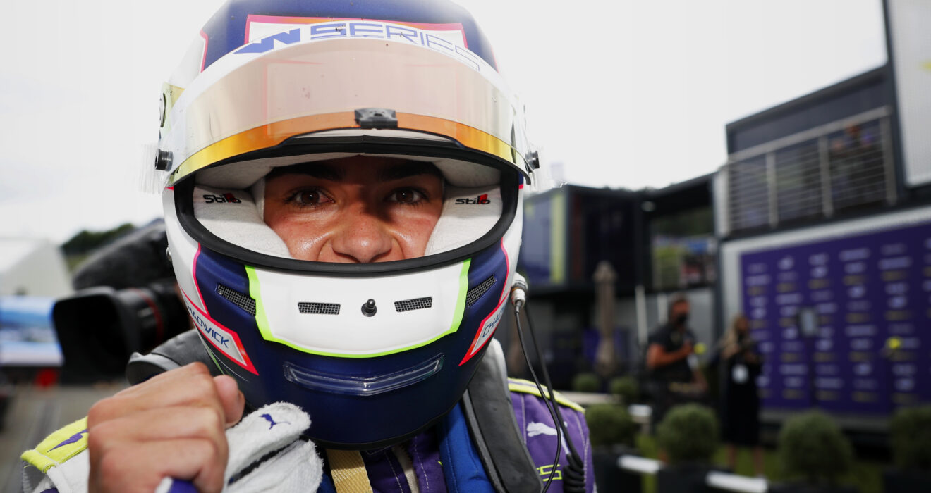 W Series Austria: Chadwick dominates at the Red Bull Ring