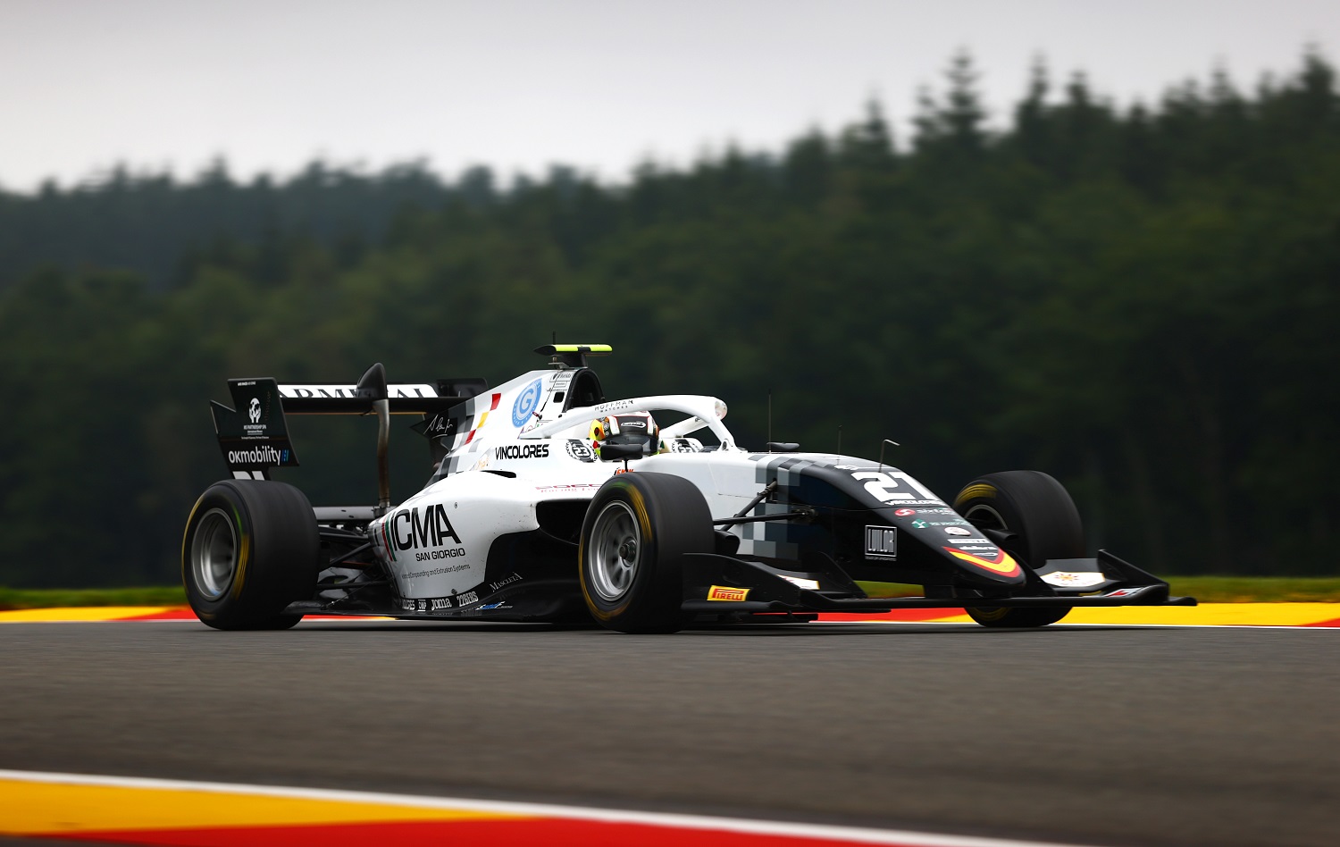 F3 Spa: Colombo powers to rain-interrupted sprint win