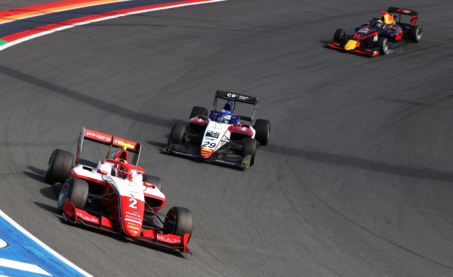F3 Zandvoort: Leclerc soaks up pressure from Sargeant to win sprint race