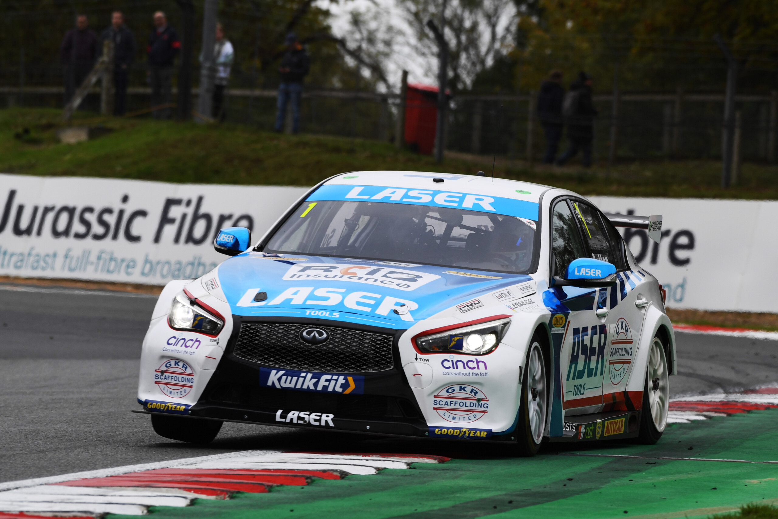 BTCC Brands Hatch – Ash Sutton crowned 2021 champion as Josh Cook dominates race two