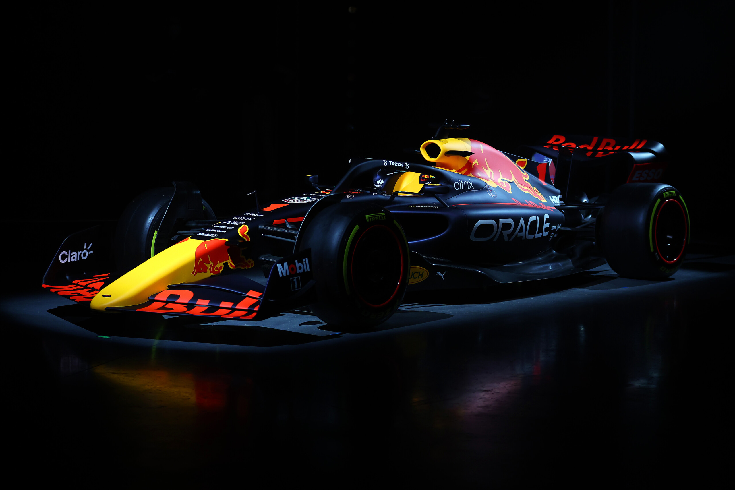 RB18 REVEALED: Red Bull ready for 2022