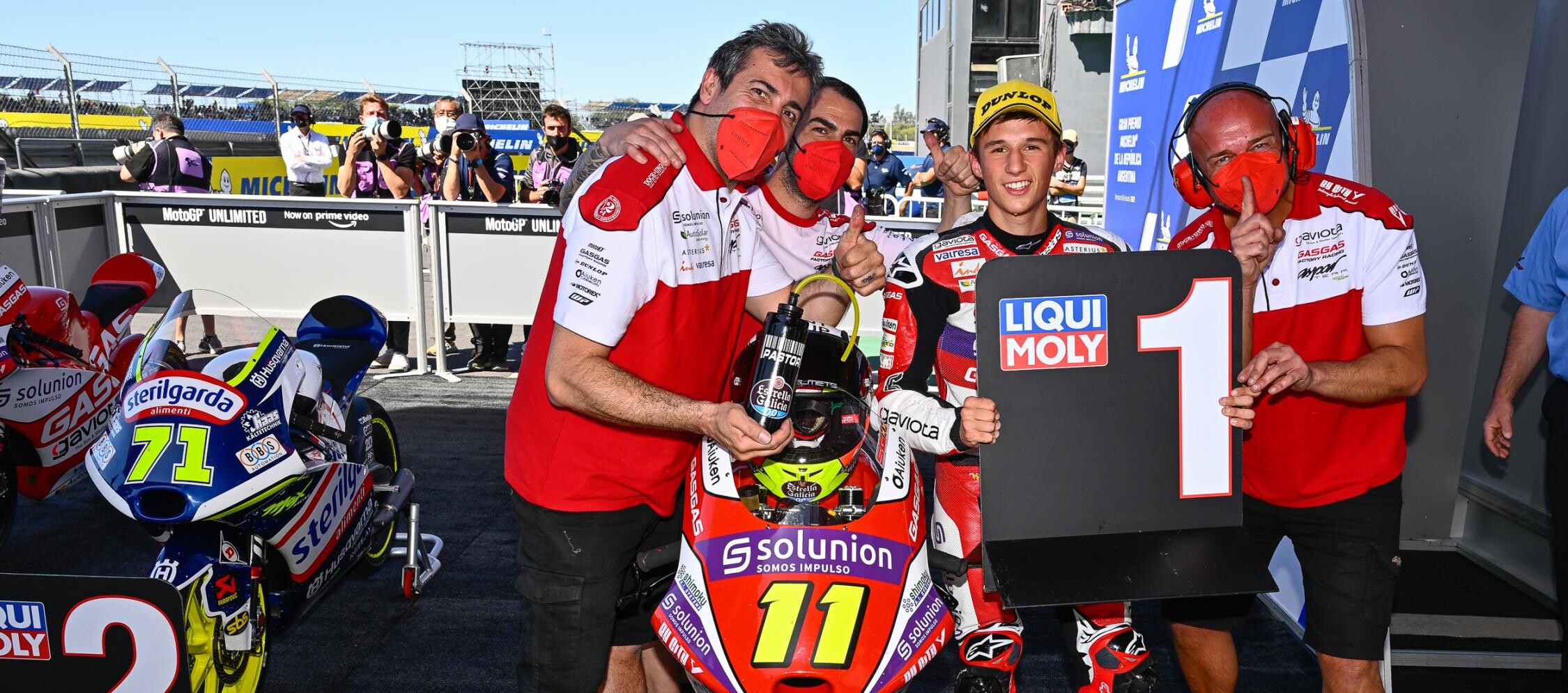 Moto3: Garcia Snatches Pole in the Dying Moments of Qualifying in Argentina