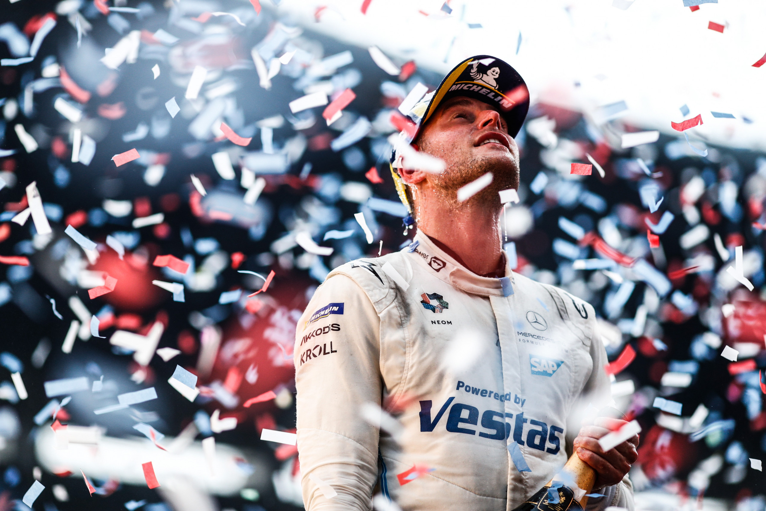 Top Stoff!: Vandoorne Crowned Champion in Formula E Finale