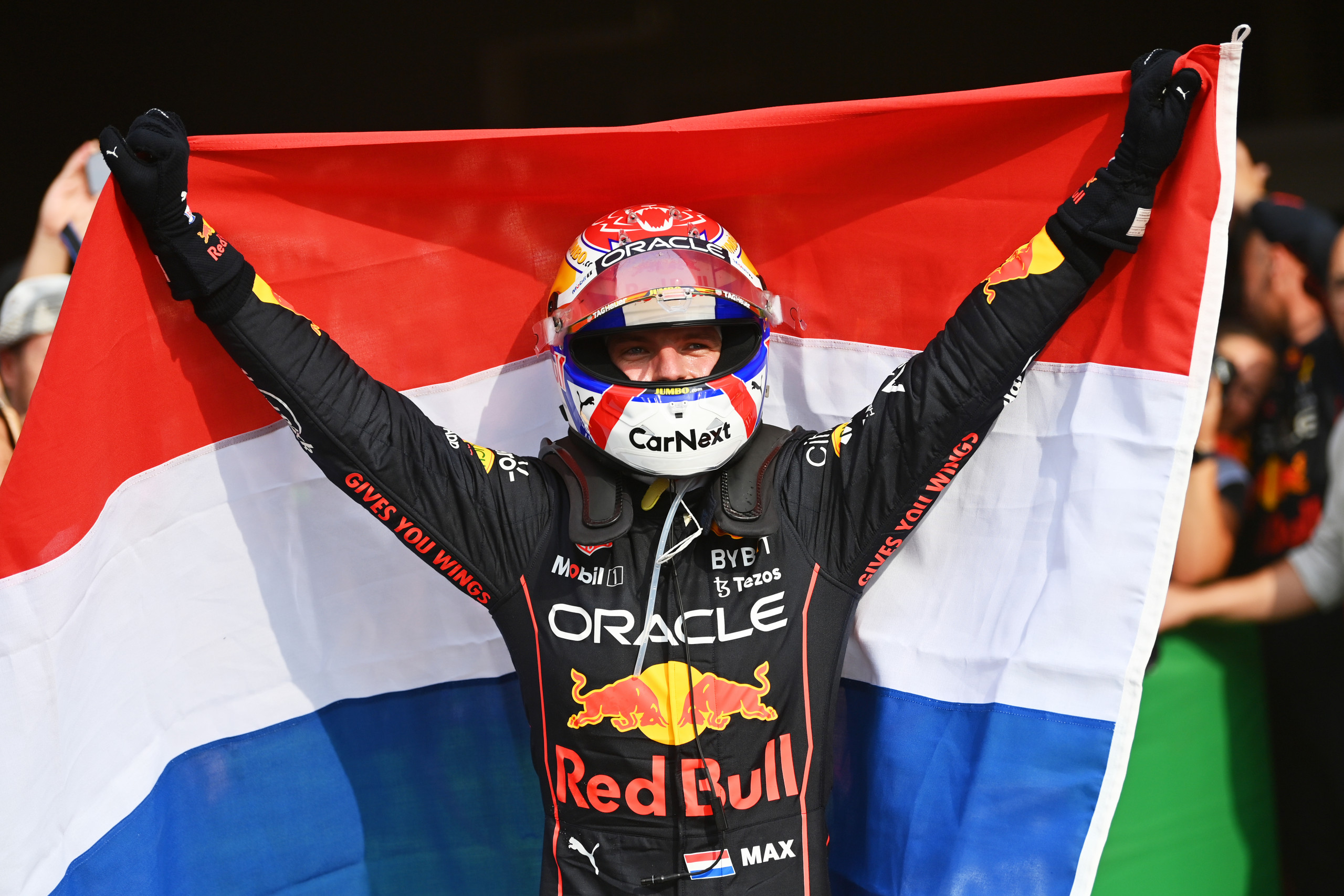 Verstappen victorious in Dutch GP after late drama