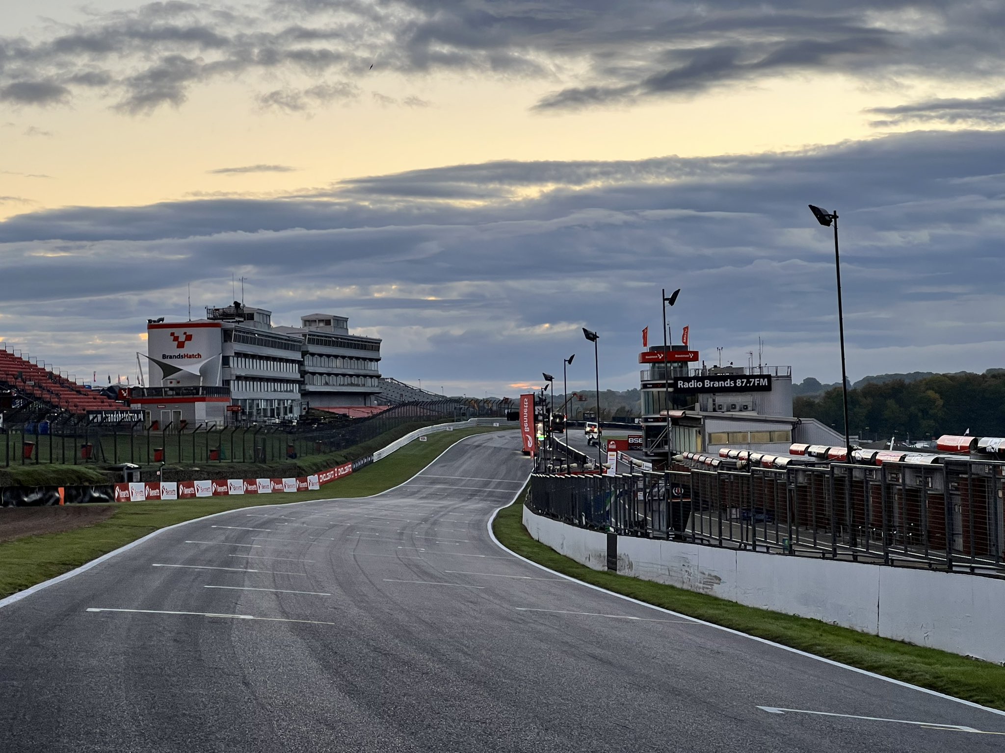 Irwin and Hickman share the spoils as Ray takes the Championship.