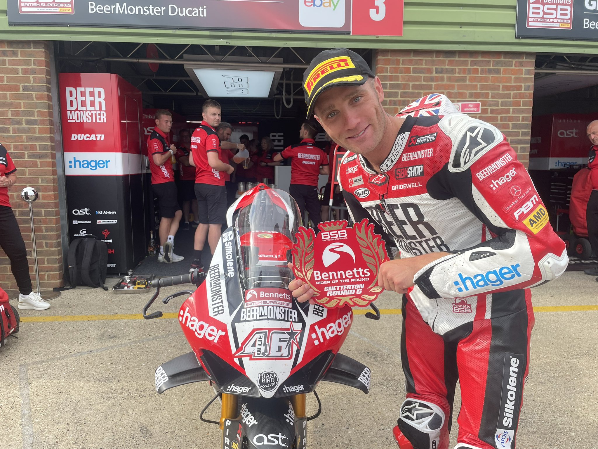 Bridewell stamps his authority on BSB with Snetterton treble