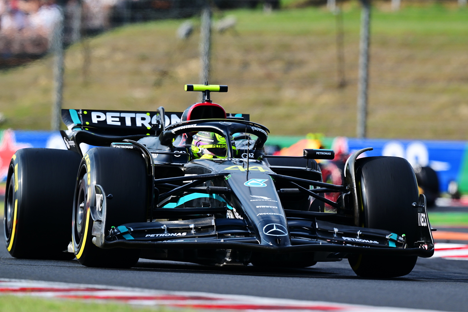Hamilton takes record ninth pole for Hungarian Grand Prix