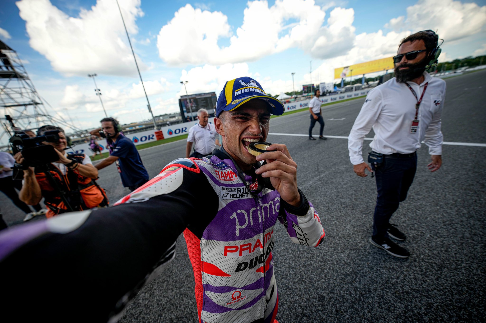 MotoGP: Martin Takes Dominant Sprint Win in Thailand