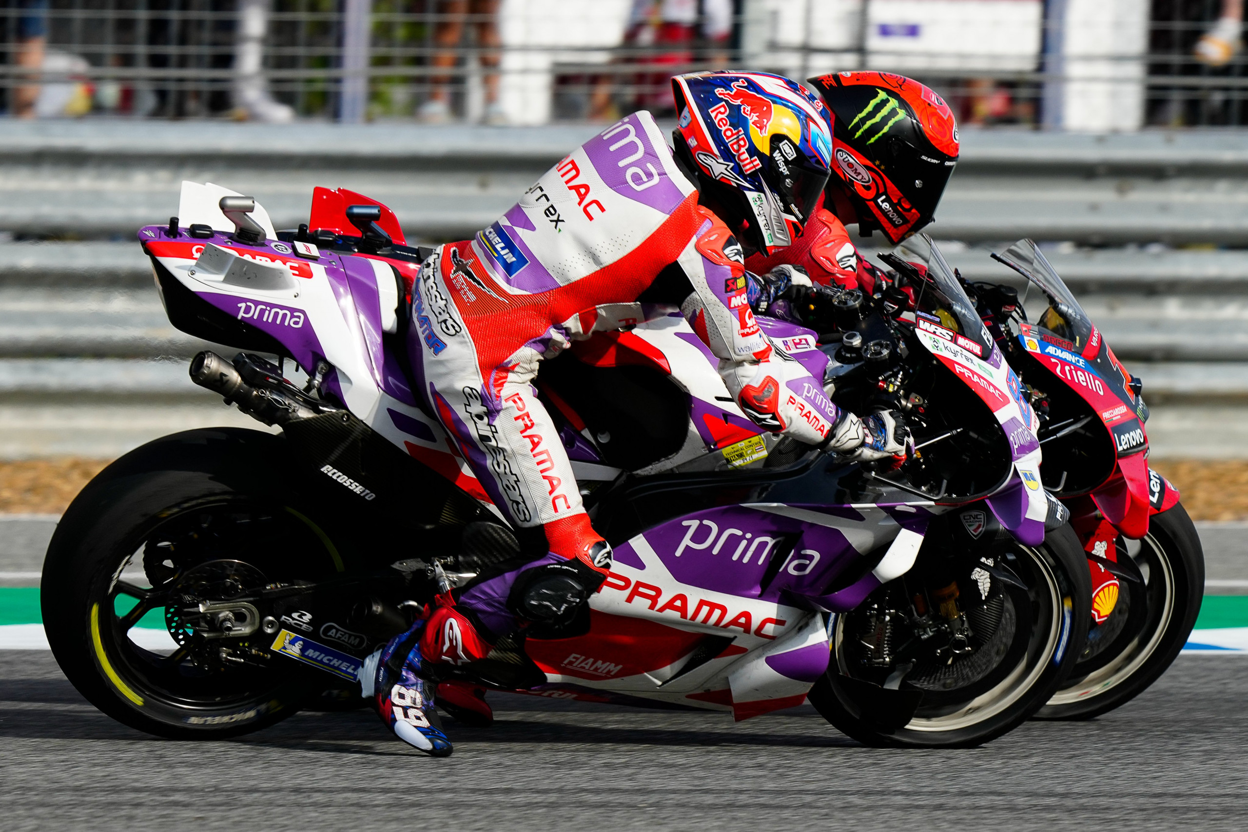 MotoGP: Martin Wins Breathtaking Race in Thailand