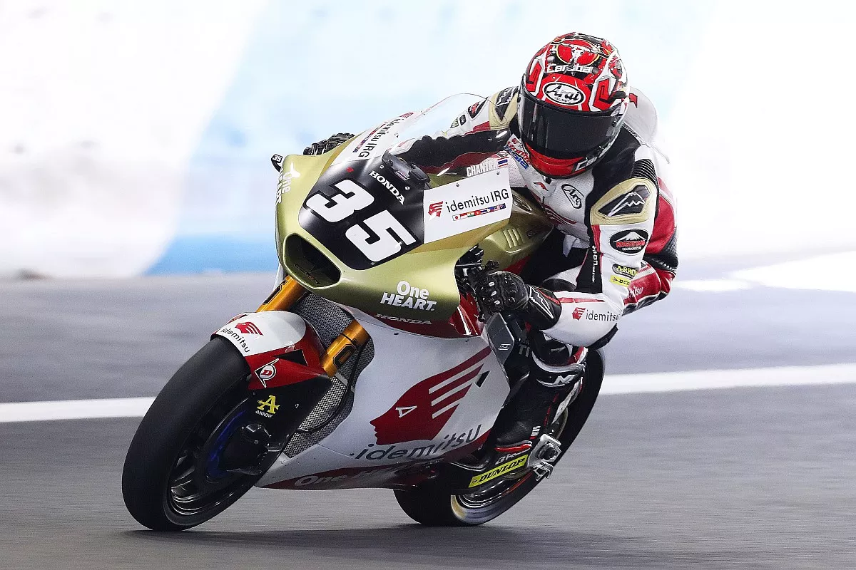 Moto2: Chantra Takes First Win of Season