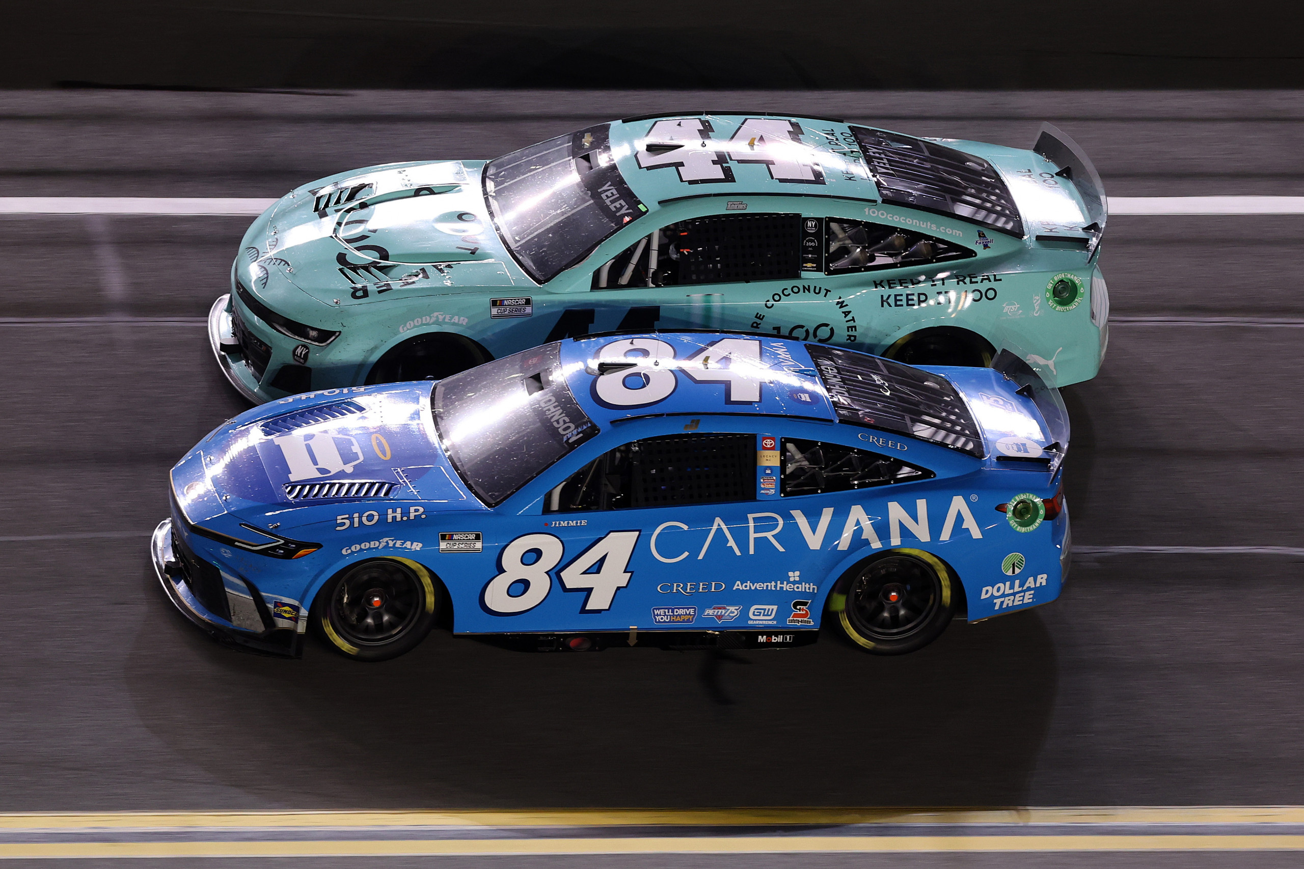 Toyota triumph in duels: Johnson races into Daytona 500, Reddick and Bell victorious