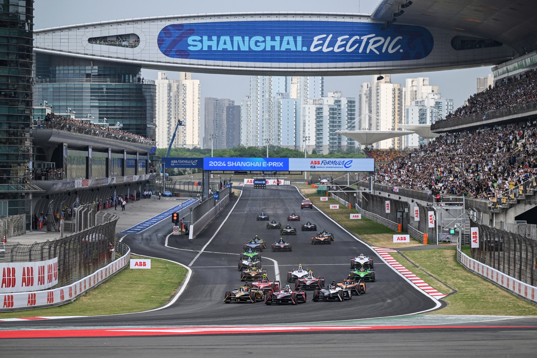 Formula E Season 10 Rounds 11 and 12: Evans and Da Costa Turn P3 to P1 in Both Races in Shanghai