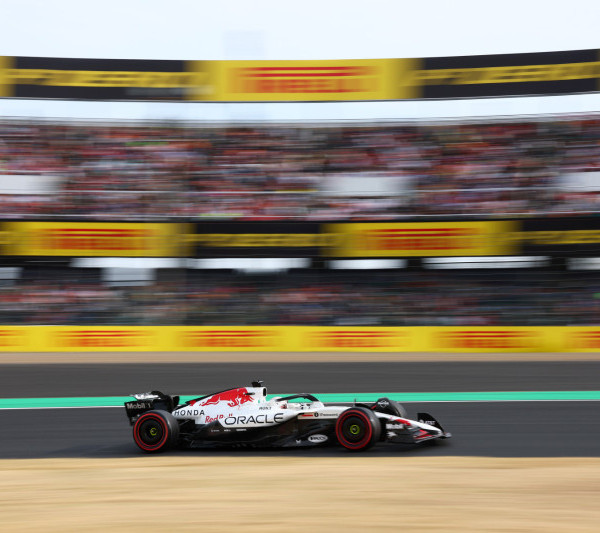 F1: Max Verstappen dominates to win again in Japan