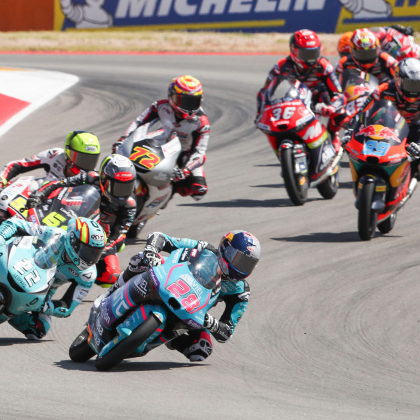 David Muñoz wins final corner thriller at Aragon