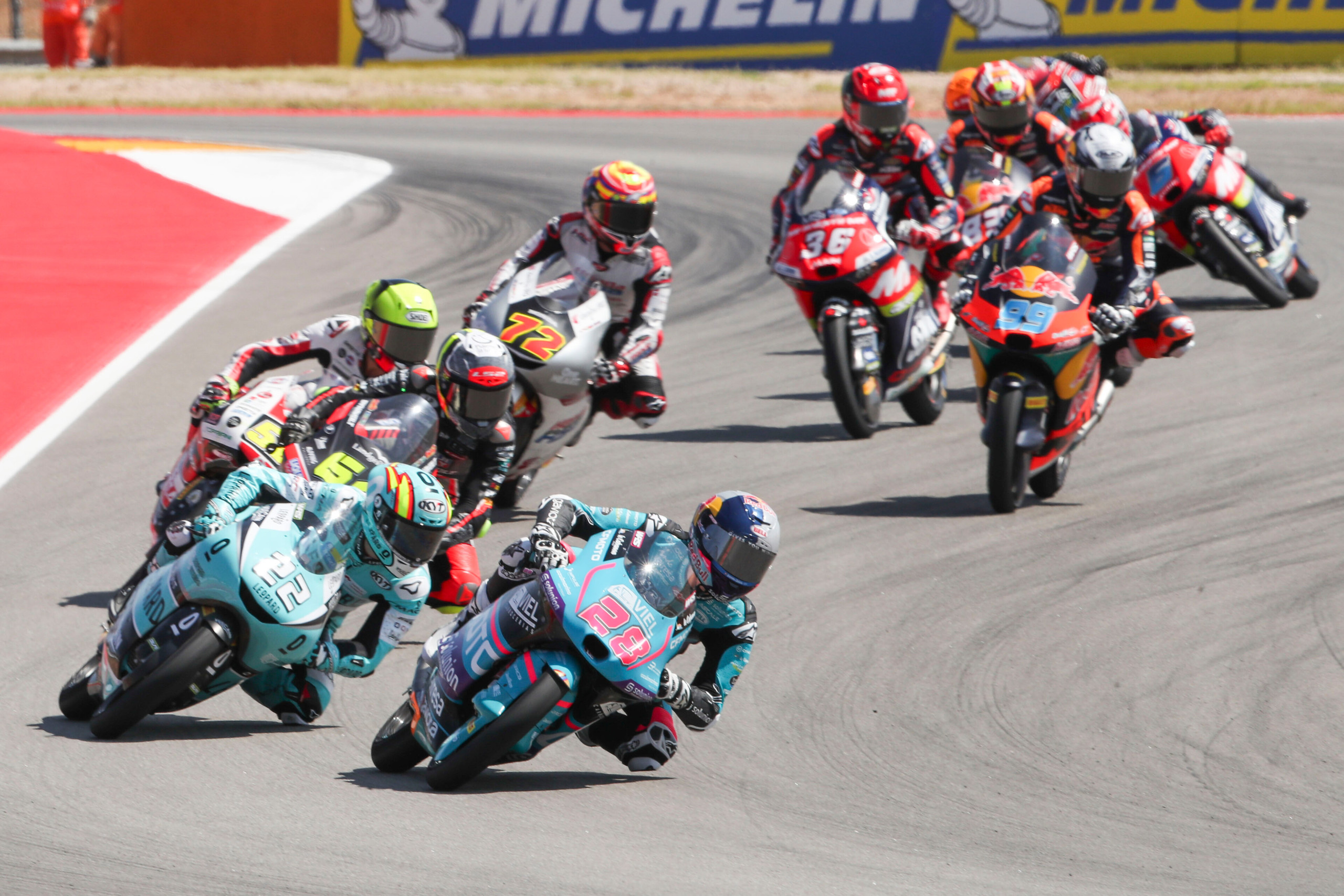David Muñoz wins final corner thriller at Aragon
