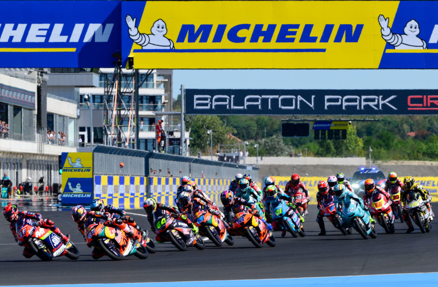 Elbows Out: Quiles claims Moto3 Victory by 0.018