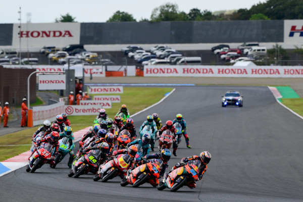 Dominant Muñoz Wins in Japan, Rueda Edges Closer to Glory