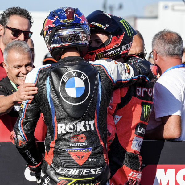 WorldSBK: Razgatlioglu withstands Bulega pressure to seal 2025 WSBK Championship in Jerez