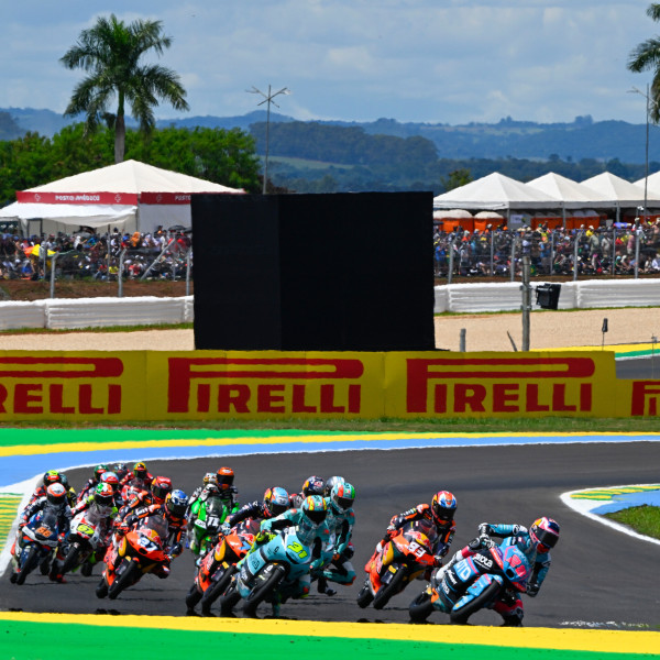 Quiles Triumphs in Chaotic Goiânia Thriller as Pratama Makes History