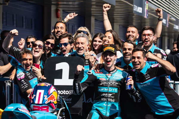 Jerez Joust: Quiles Lands the Knockout as the Pack Swings for Second