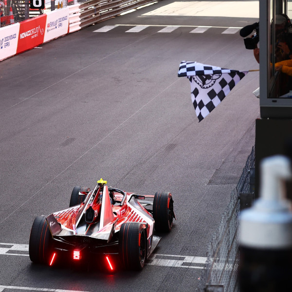 Formula E Season 12 Round 9: De Vries Masters Mayhem at Monaco