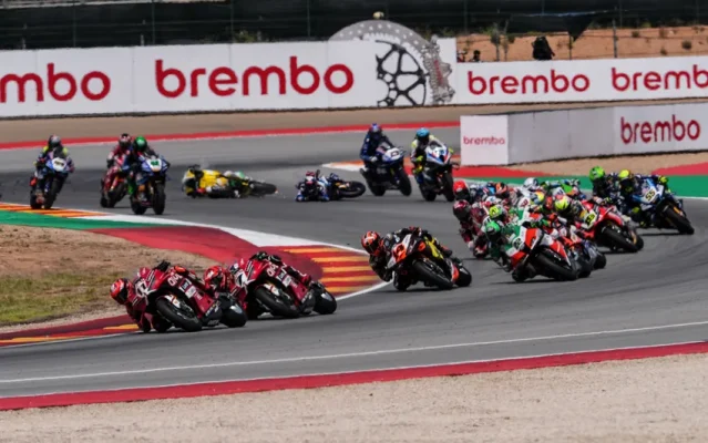 WorldSBK: Rivals fall short as Bulega aces Aragon