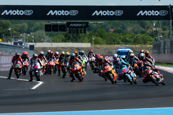 Moto3: Quiles, Almansa and Carpe Shine