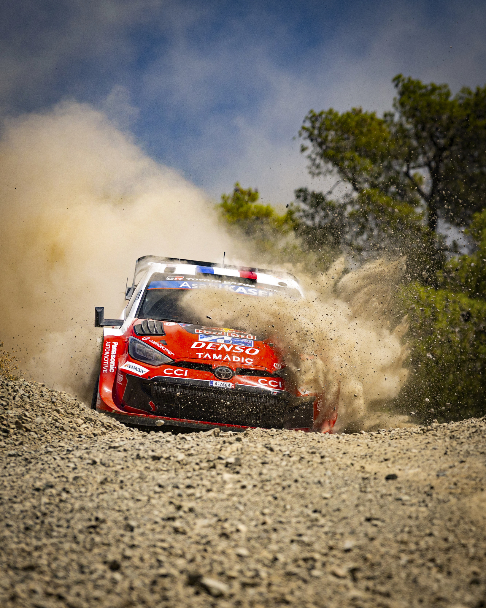 Rally Of the Gods, The Acropolis Rally – Sunday’s Report