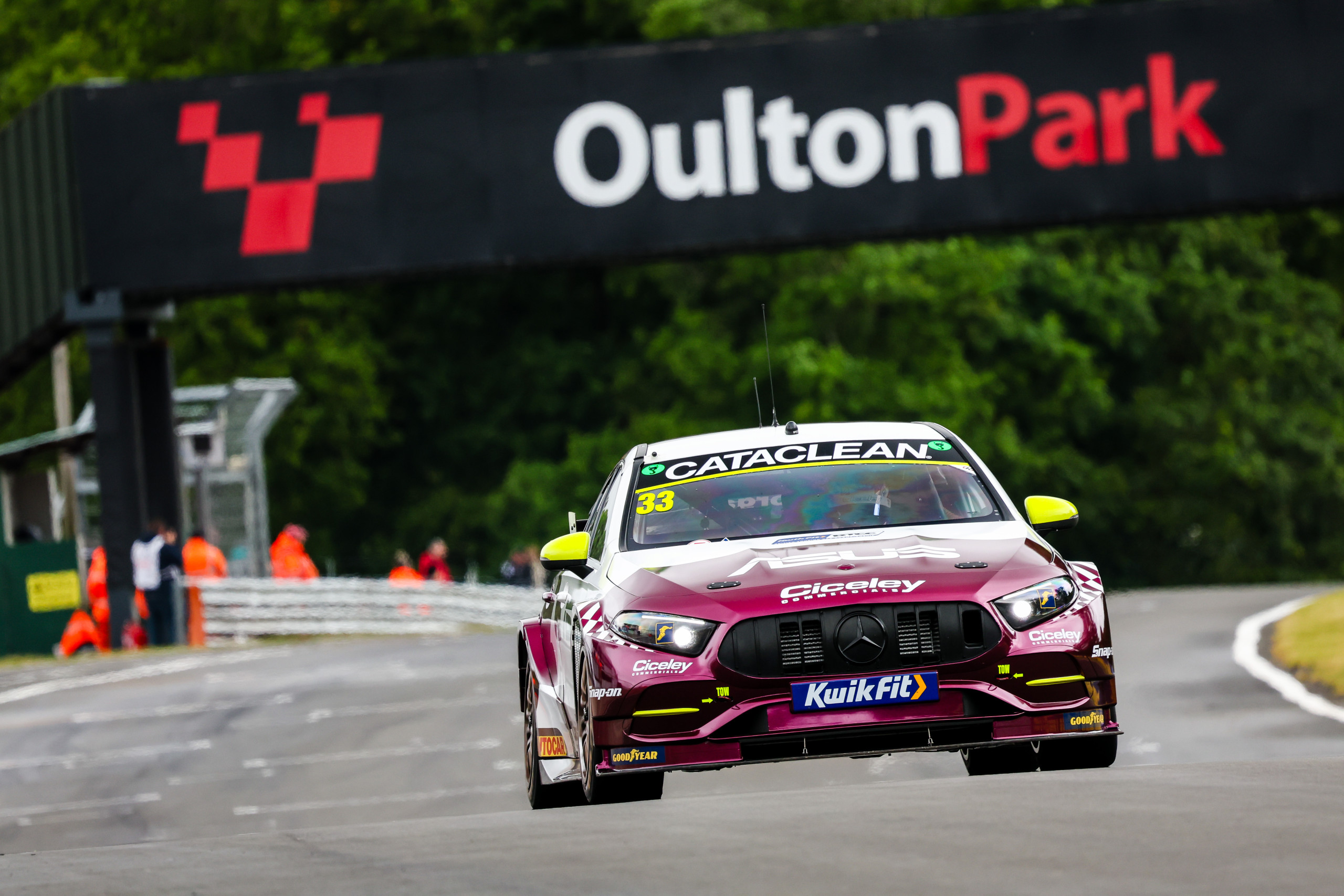BTCC Knockhill – Morgan and Rowbottom secure historic first win and one-two for Plato Racing