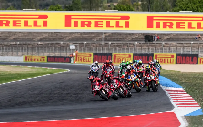 WorldSBK: Defiant Lecuona fails to best Bulega at Magny-Cours